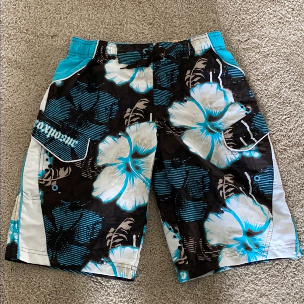 Zero x Posur surf shorts size 10-12 boys NEW